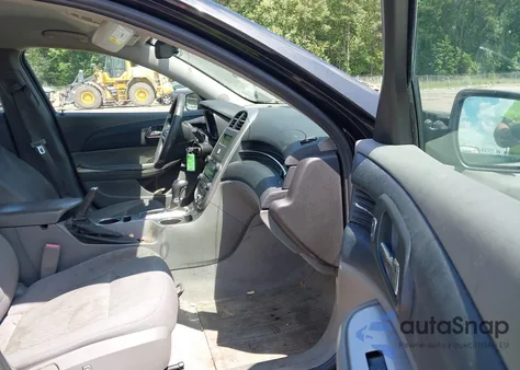 2014 Chevrolet Malibu 1Ls из США, поврежденный, VIN 1G11B5SL1EF180010